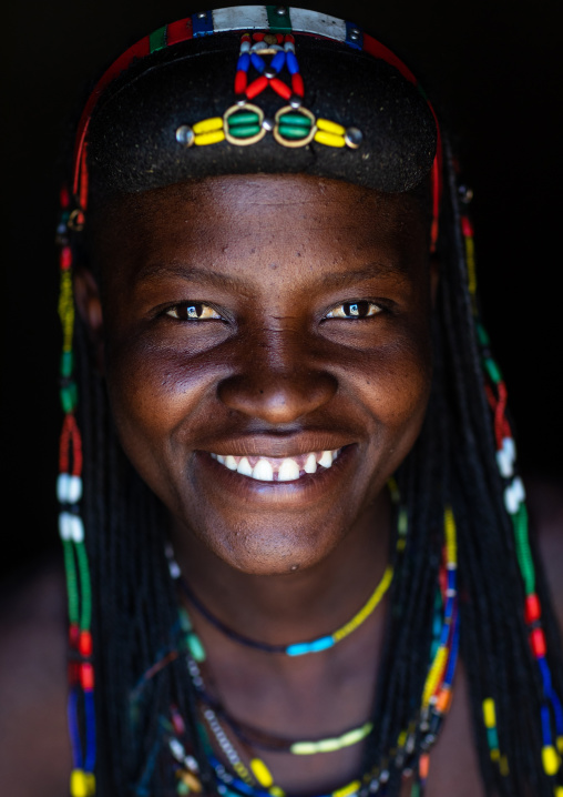 Smiling muhakaona tribe woman, Cunene Province, Oncocua, Angola