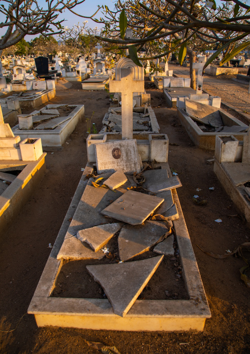 Broken tomb in a cemetery, Benguela Province, Catumbela, Angola