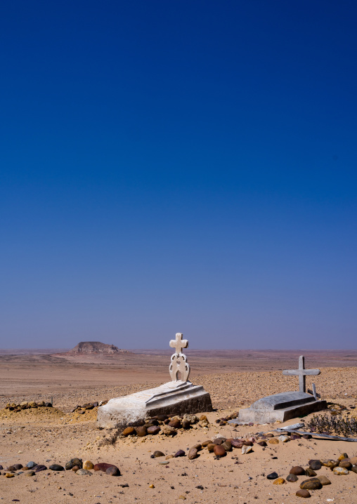 Christian tombs in the desert, Cunene Province, Curoca, Angola