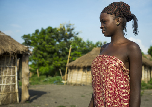 Benin, West Africa, Onigbolo Isaba, holi tribe woman profile