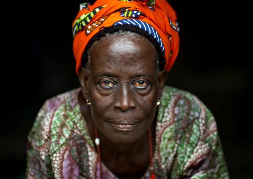 Benin, West Africa, Savalou, a priestess from the voodoo covent of the royal palace