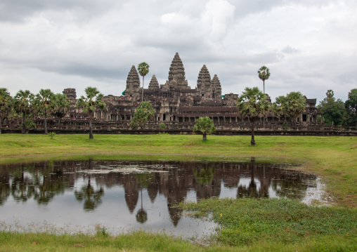 Angkor wat reflection in the pond, Siem Reap Province, Angkor, Cambodia