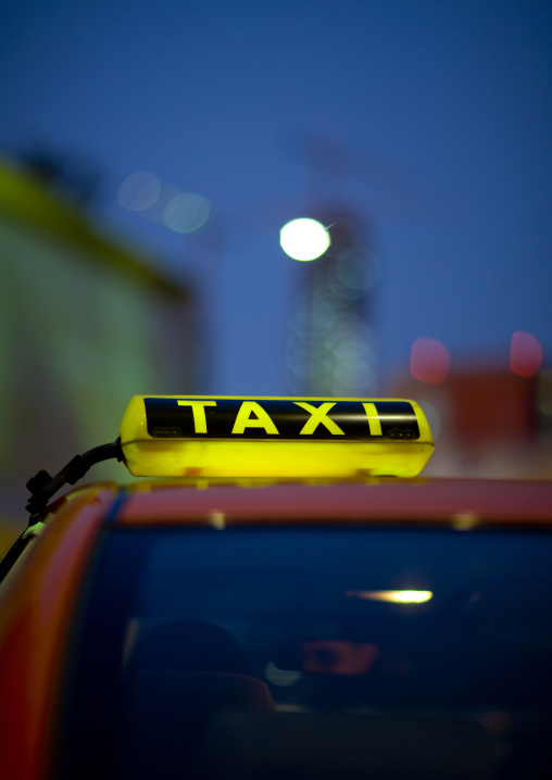 Taxi In Dubai
