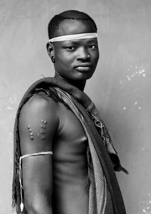 Bodi Man With Headband And Scarified Skin Ethiopia