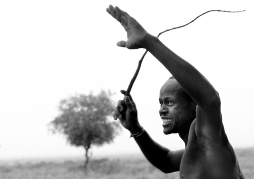 Karo Man Using A Whip Omo Valley Ethiopia