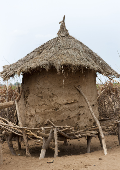 Clay And Thatch Hut Ine Dassanetch Village Omorate Ethiopia