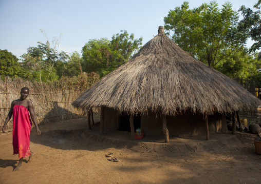 Anuak Tribe Girl In Abobo, The Former Anuak King Village, Gambela Region, Ethiopia