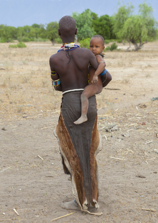 Erbore Tribe Mother With Her Baby, Erbore, Omo Valley, Ethiopia