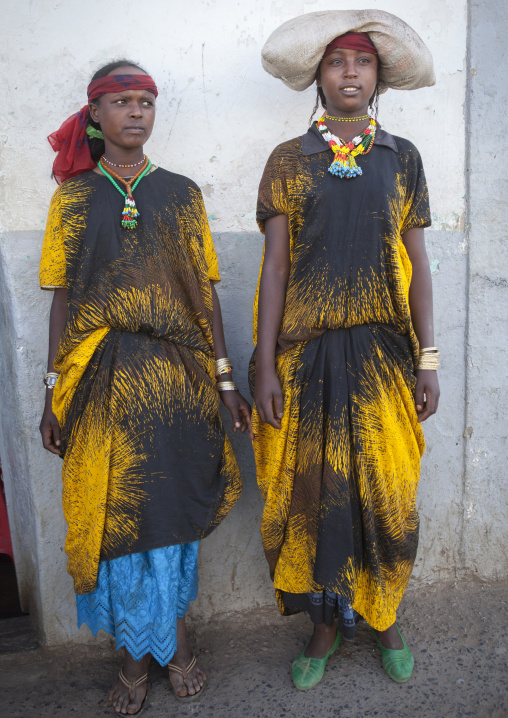 Harari Women In Traditional Costume, Harar, Ethiopia