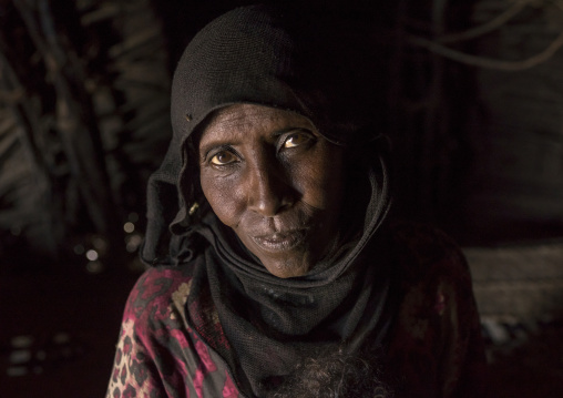 Afar Tribe Woman Inside Her House, Afambo, Ethiopia
