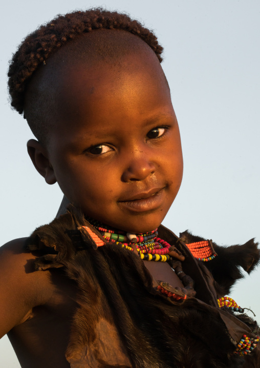 Portrait of a hamer tribe girl, Omo valley, Turmi, Ethiopia