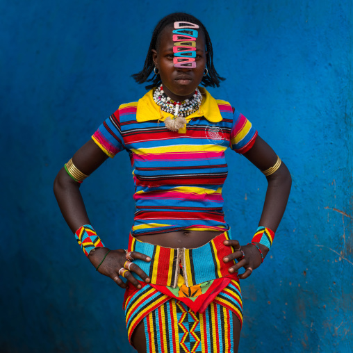 Portrait of a bana woman with clips in the hair, Omo valley, Key afer, Ethiopia