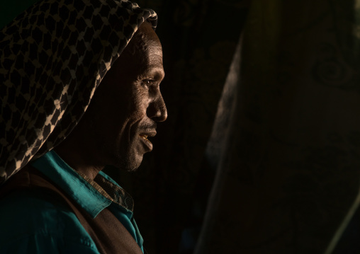 Sufi man worshipper profile, Harari region, Harar, Ethiopia