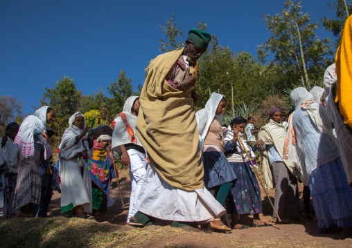 Ethiopian orthodox pilgrims during Timkat epiphany festival, Amhara region, Lalibela, Ethiopia