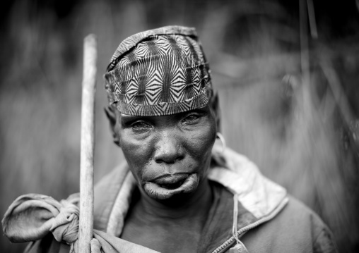 Woman from the tama tribe with stretched lip, Ethiopia