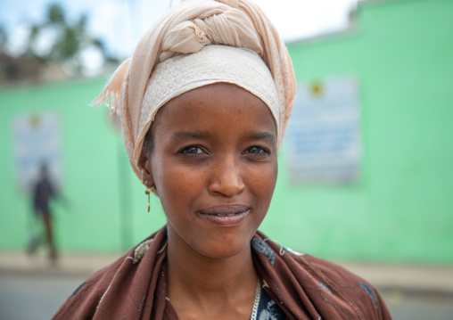 Portrait of an ethiopian woman, Harari region, Harar, Ethiopia