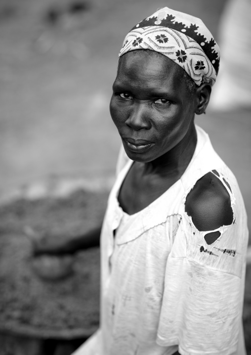 Miss atur, Anuak tribe, Dima village, Gambella province, Ethiopia