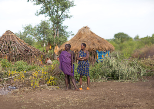 Bodis tribe women in their village, Omo Valley, Hana Mursi, Ethiopia