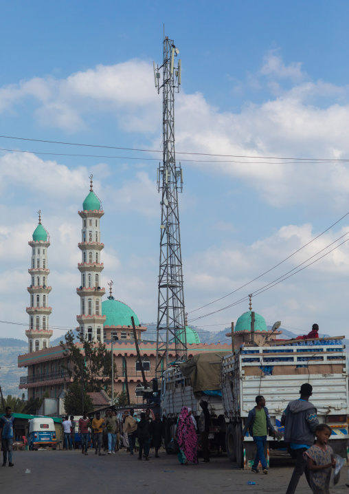 Telecommunication antenna in front of a mosque, Oromia, Karamile, Ethiopia