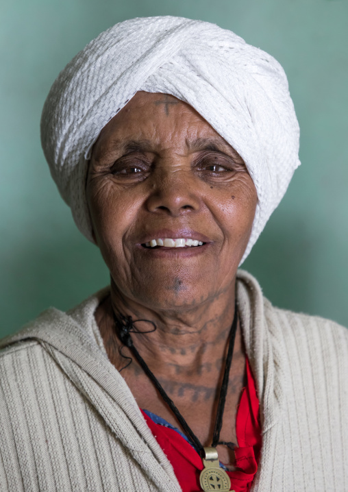 Ethiopian woman with tattooes in the neck, Addis Ababa Region, Addis Ababa, Ethiopia