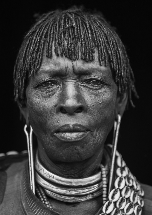 Bana Tribe Woman With Traditional Hairstyle And A Ncklace Made Of Shelves, Key Afer, Omo Valley, Ethiopia