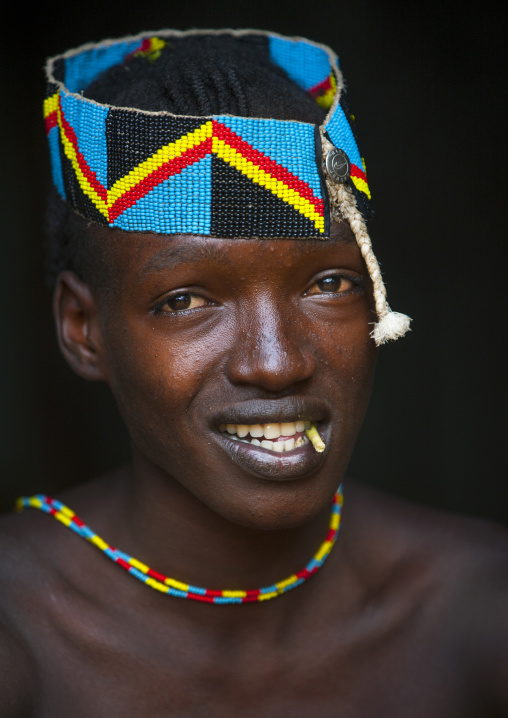 Tsemay tribeman, Key afer, Omo valley, Ethiopia