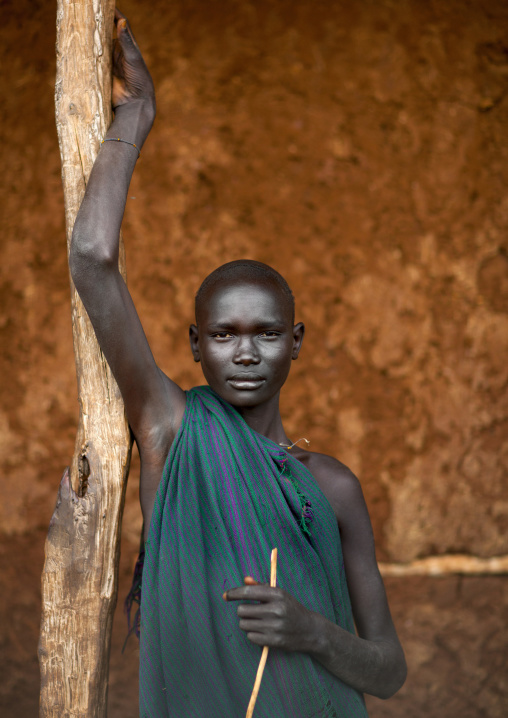 Suri tribe man, Kibish, Omo valley, Ethiopia