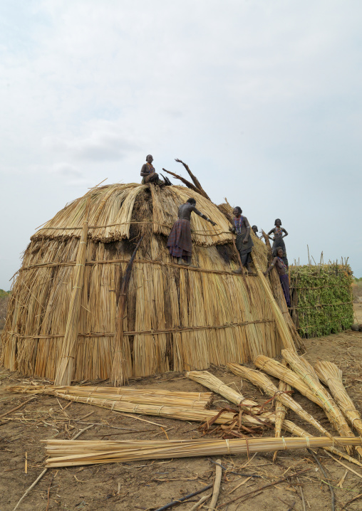 Erbore Tribe Women Building A Thatch Hut, Omo Valley, Ethiopia