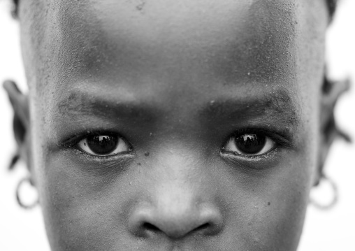 Eyes Of Hamer Child Tough Look Ethiopia