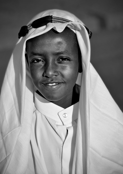 Kid with kaffiyeh, Assaita, Afar regional state, Ethiopia