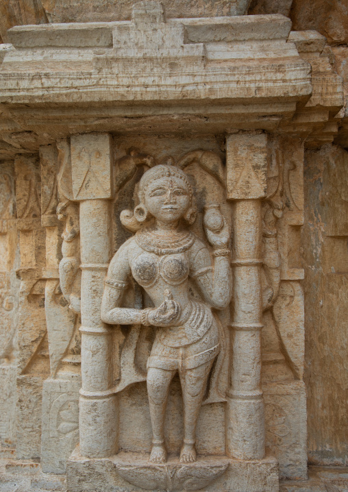Carved idol on the wall of Vijaya Stambha tower of victory at Chittorgarh fort, Rajasthan, Chittorgarh, India