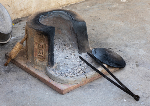 Wood fire stove chulha, Rajasthan, Baswa, India