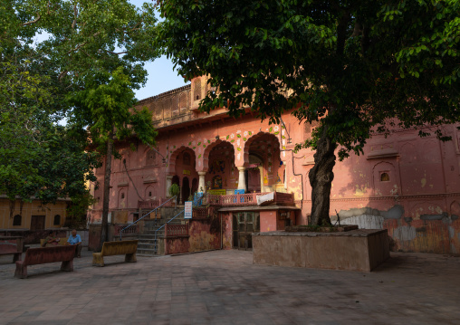 Indian temple entrance, Rajasthan, Jaipur, India