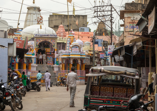 Street in the city center, Rajasthan, Bundi, India