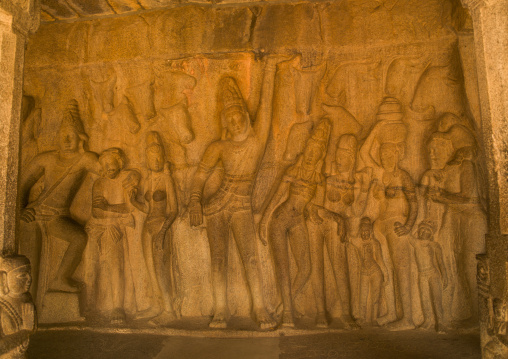 Bas-relief Depicting Krishna Lifting Govardhan Hill To Protect The Villages From Warth Of Indra, King Of Gods, At Arjuna's Penance, Mahabalipuram, India