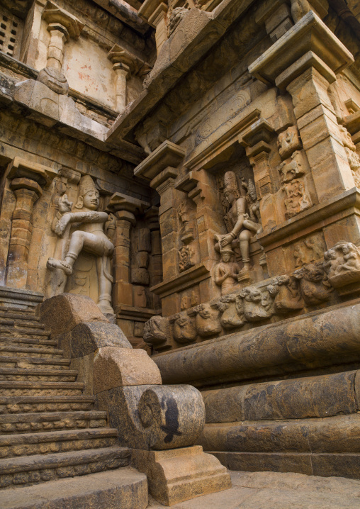 Rock Cut Carvings And A Carved Staircase At The Entrance Of The Brihadishwara Temple, Gangaikondacholapuram, India