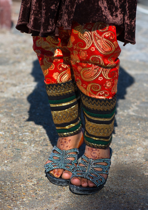 girl wearing an embroidered traditional trousers, Hormozgan, Bandar-e Kong, Iran