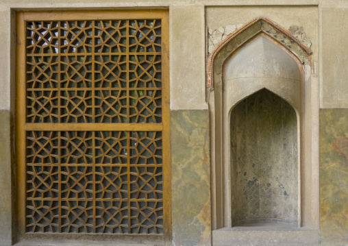 Hasht behesht palace
, Isfahan province, Isfahan, Iran