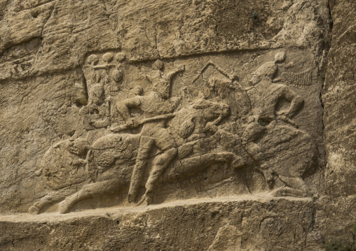 Equestrian relief of bahram ii below tomb of darius ii nothus at naqsh-e rustam, Fars province, Shiraz, Iran