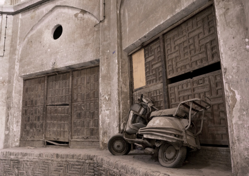 Abandoned scooter in the bazaar, Isfahan province, Kashan, Iran