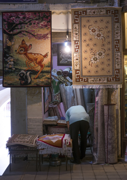Bambi carpet in the bazaar, Isfahan province, Kashan, Iran