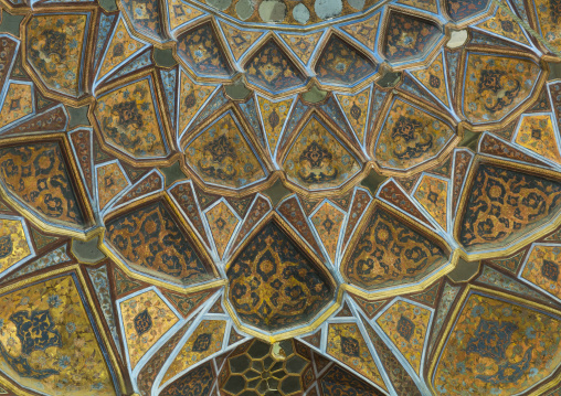 Ceiling with its intricate and elaborate patterns in behesht palace
, Isfahan province, Isfahan, Iran