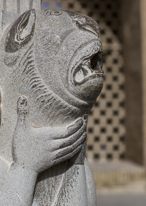 Hasht behesht palace lion statue
, Isfahan province, Isfahan, Iran
