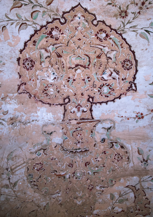 ali qapu palace painting, Isfahan Province, isfahan, Iran