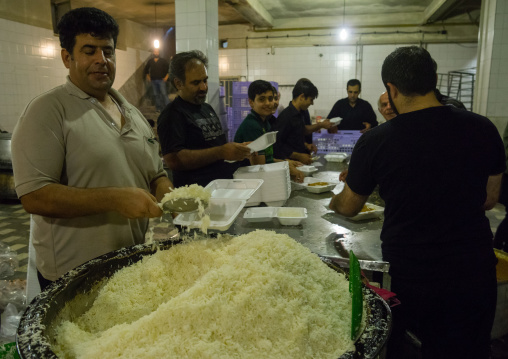 Iranian Shiite Muslim Cookers Preparing Nazri Charity Food During Muharram Before Ashura Celebrations, Isfahan Province, Kashan, Iran