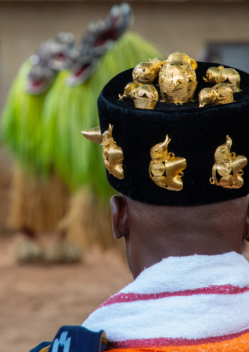 Goli mask dance in front of a tribal chief in Baule tribe, Région des Lacs, Bomizanbo, Ivory Coast