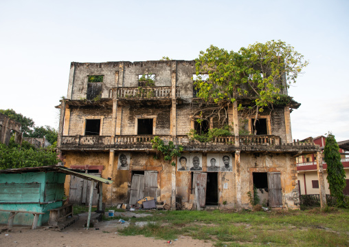 Old french colonial building formerly the hotel de France in the UNESCO world heritage area, Sud-Comoé, Grand-Bassam, Ivory Coast