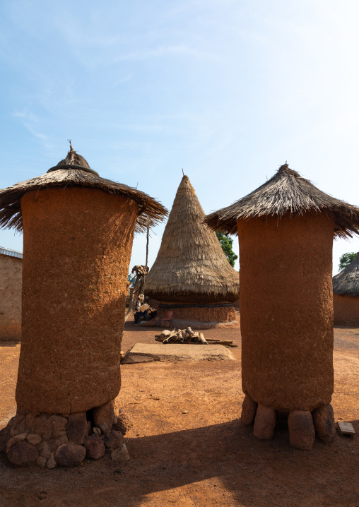 Adobe granaries with thatched roofs in a Senufo village, Savanes district, Niofoin, Ivory Coast