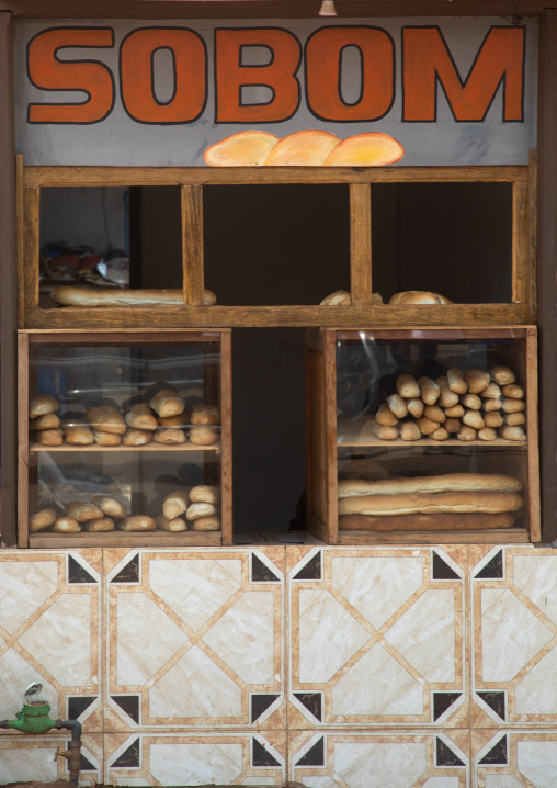Bakery selling baguettes, Tonkpi Region, Man, Ivory Coast