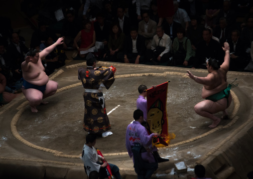 Sumo wrestlers before the fight in the ryogoku kokugikan sumo arena, Kanto region, Tokyo, Japan